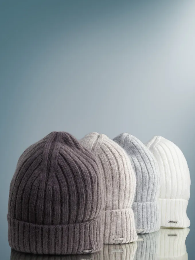 Шапка женская 11542 MARHATTER кофе (56-58)
