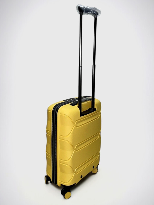 Чемодан L'Case, Miami  без расширения жёлтый 