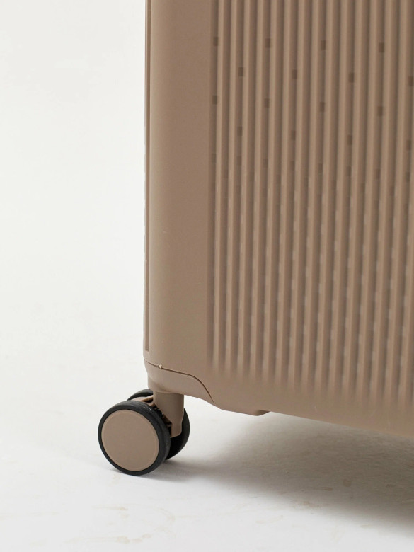 Чемодан L'Case, Riga без расширения Чемодан L'Case, Riga без расширения