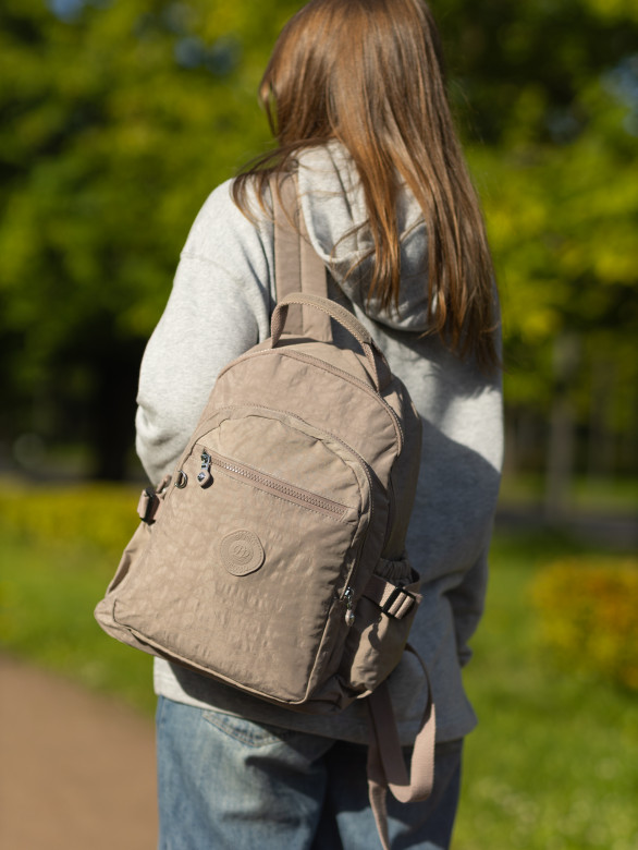 Рюкзак городской Bobo 5806-6 тёмно-бежевый Рюкзак городской Bobo 5806-6 тёмно-бежевый