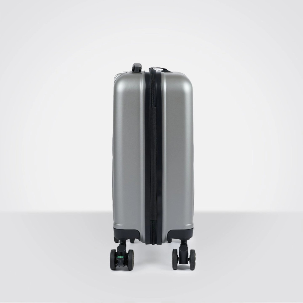 Чемодан Eberhart Phantom 15P-004 4 колеса золото