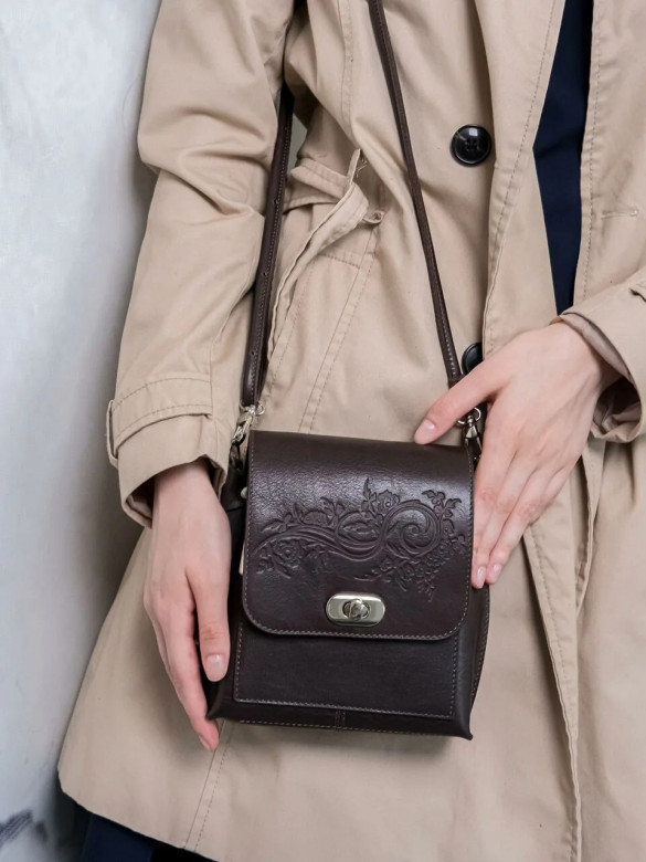 Сумка женская Natalia Kalinovskaya С76т.621 «Лаура» коричневая Сумка женская Natalia Kalinovskaya С76т.621 «Лаура» коричневая