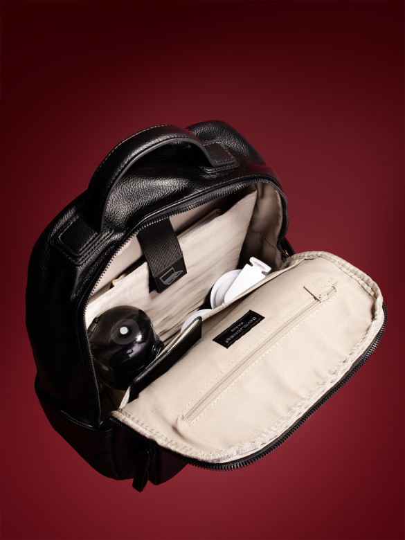 Рюкзак городской David Jones 7841 black