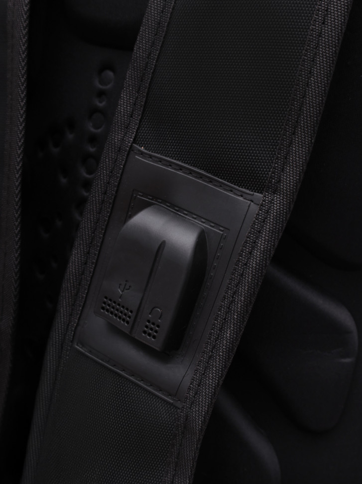 Рюкзак швейцарский Tiger Knife Ж01-8810 чёрный