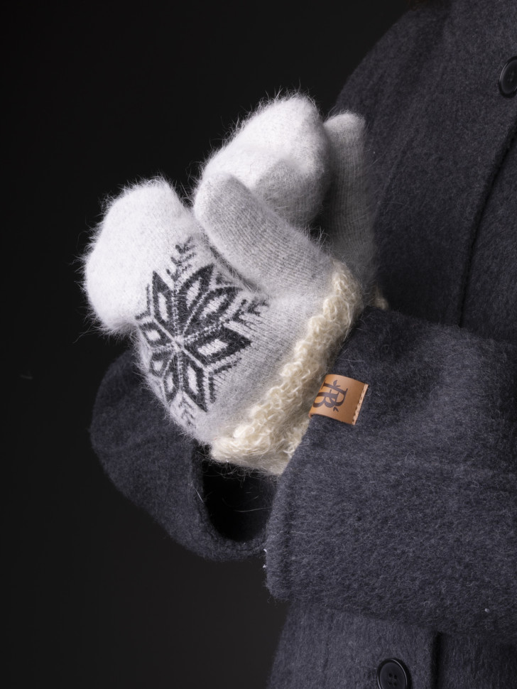 Варежки женские Корона 3046 св.серые Варежки женские Корона 3046 св.серые