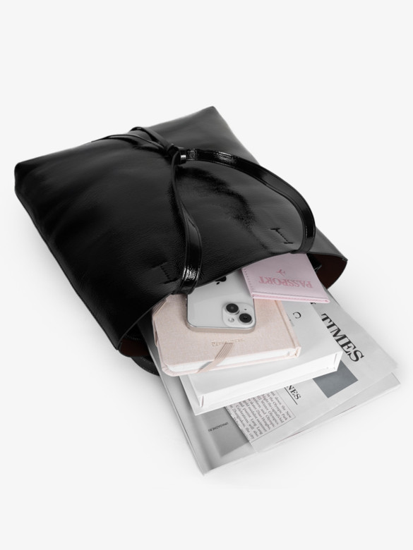 Сумка женская Baggins KDL-1300 лак черная Сумка женская Baggins KDL-1300 лак черная