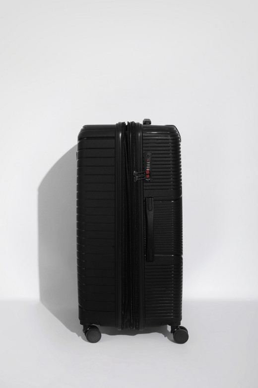 Чемодан Eberhart 49M Miracle полипропилен 