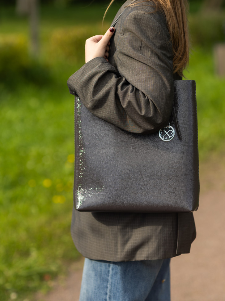 Сумка женская Baggins KDL-1300 лак тёмно-серый Сумка женская Baggins KDL-1300 лак тёмно-серый