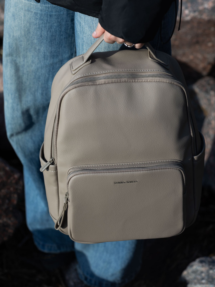 Рюкзак городской David Jones 7841 warm taupe Рюкзак городской David Jones 7841 warm taupe
