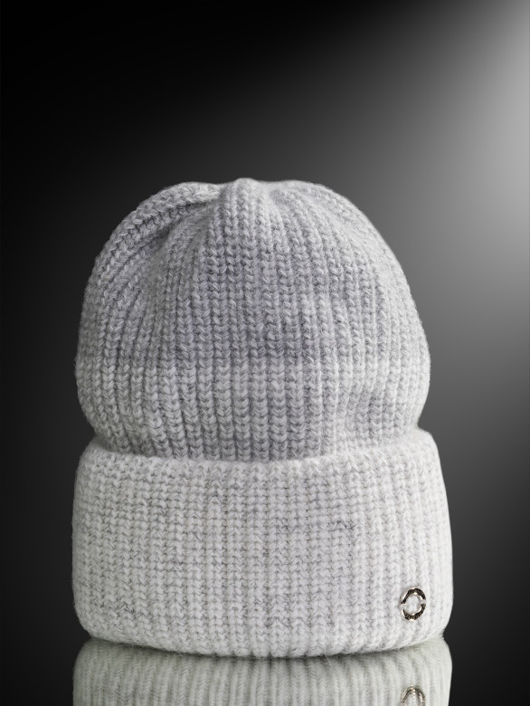 Шапка женская 12650 MARHATTER серо-белый (56-58)