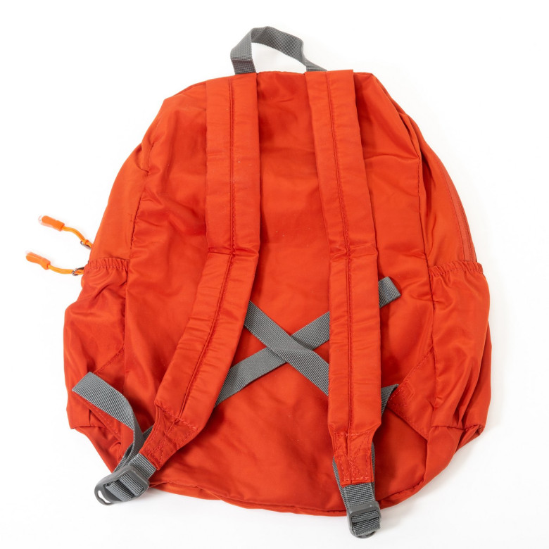 Рюкзак-трансформер Tai Ding 9082 бежевый Рюкзак-трансформер Tai Ding 9082 бежевый