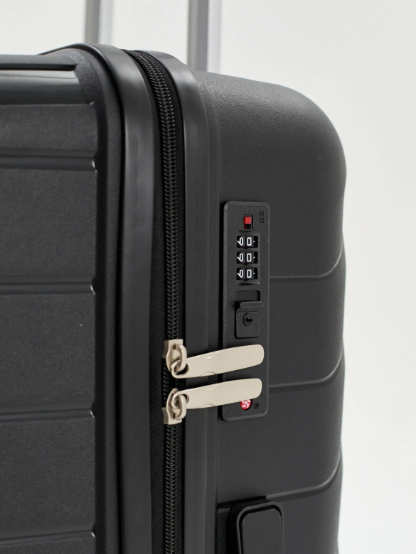 Чемодан L'Case, Basel без расширения Чемодан L'Case, Basel без расширения