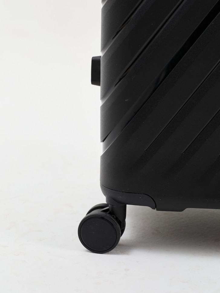 Чемодан L'Case, Basel без расширения